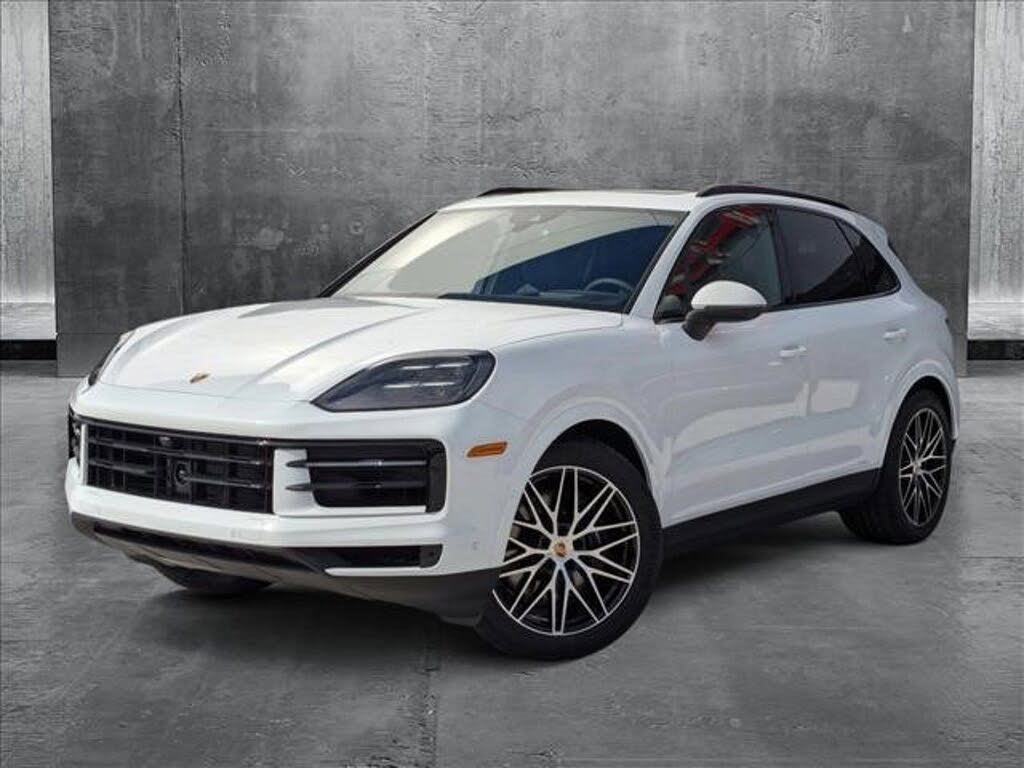2025 Porsche Cayenne AWD