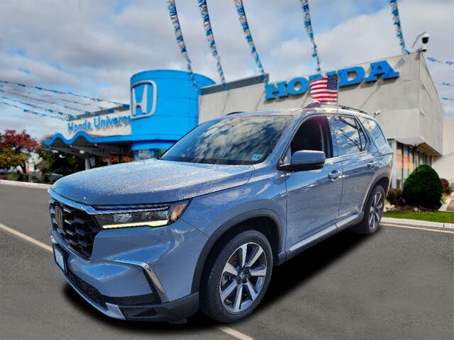 2023 Honda Pilot Touring AWD