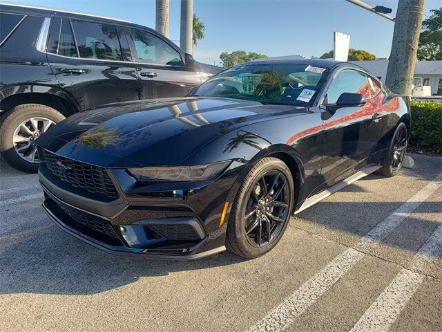 2025 Ford Mustang EcoBoost Fastback RWD