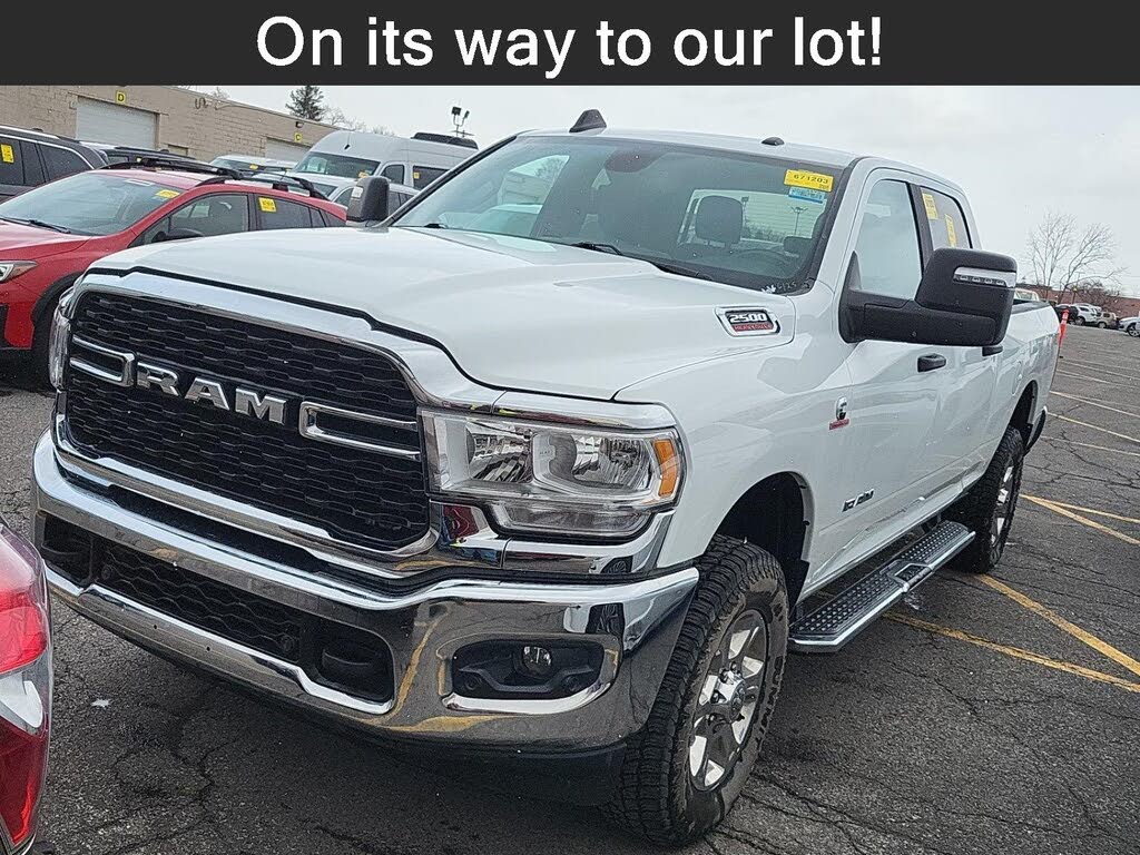 2024 RAM 2500 Big Horn Crew Cab 4WD