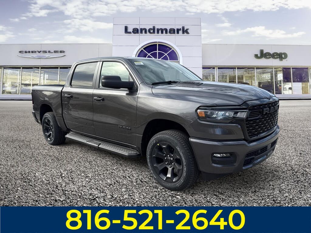 2026 RAM 1500 Express Crew Cab 4WD