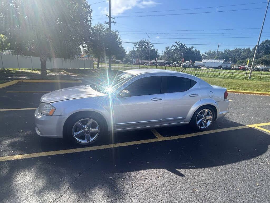 2012 Dodge Avenger SE FWD