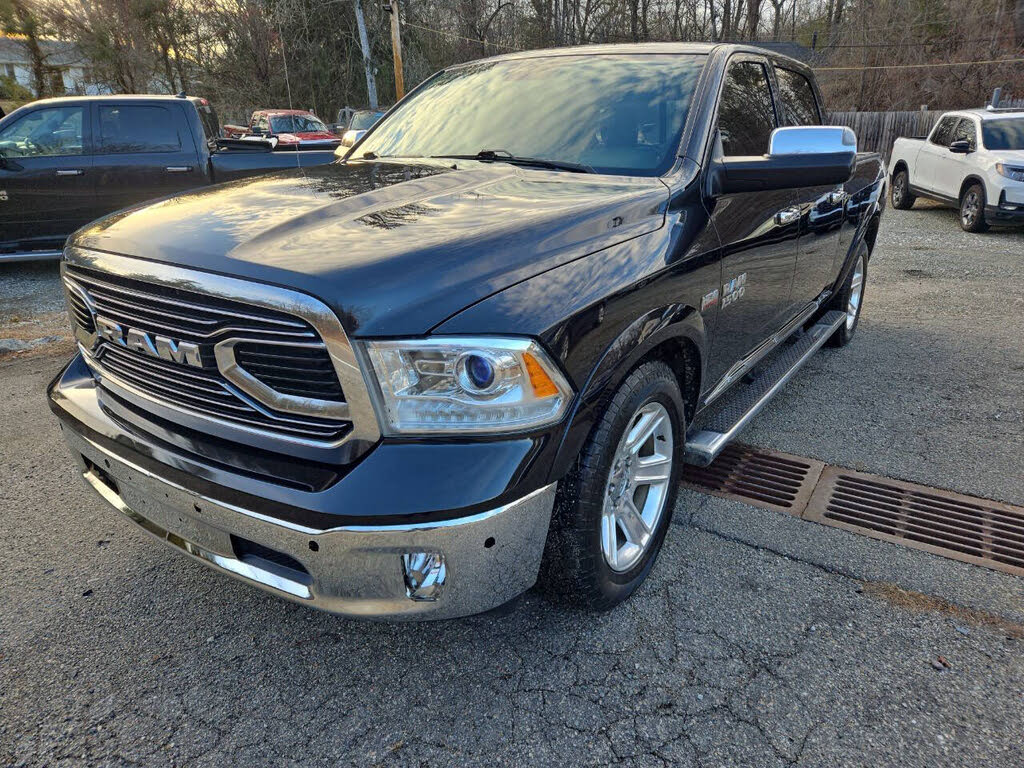 2016 RAM 1500 Laramie Limited Crew Cab 4WD