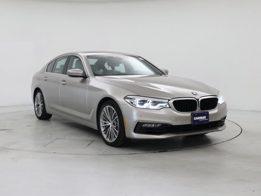 2017 BMW 5 Series 540i Sedan RWD