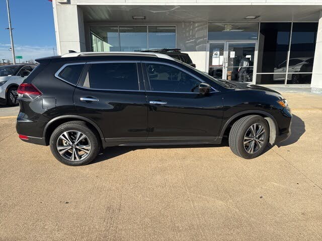 2019 Nissan Rogue SV FWD
