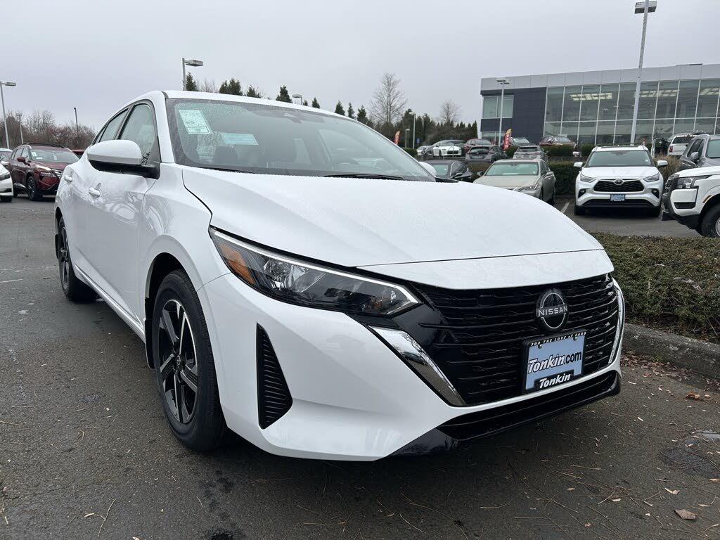 2025 Nissan Sentra SV FWD