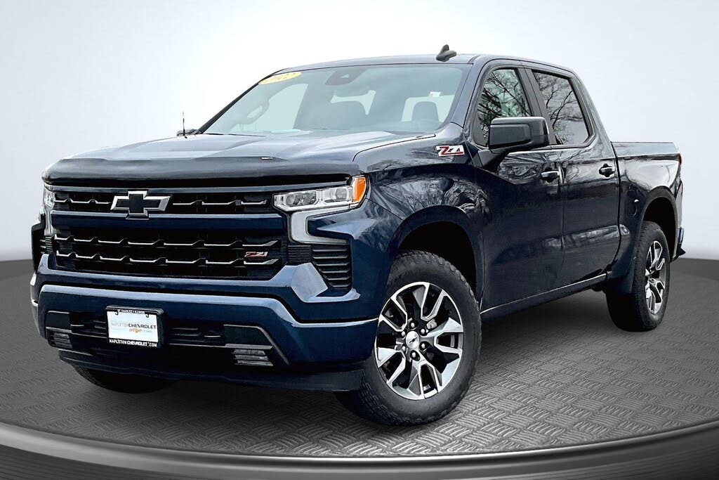 2022 Chevrolet Silverado 1500 RST Crew Cab 4WD