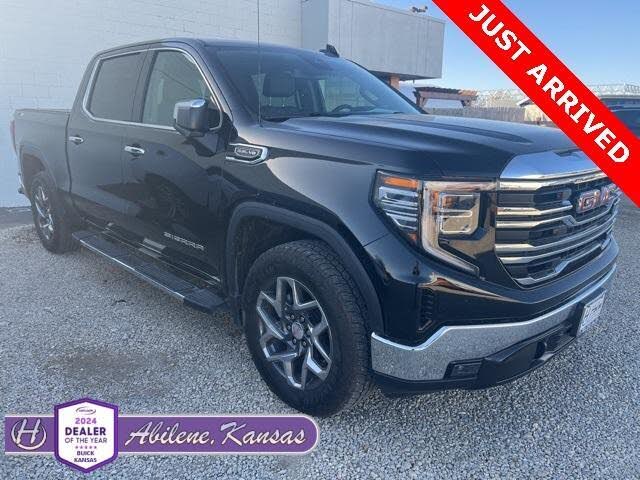 2022 GMC Sierra 1500 SLT Crew Cab 4WD
