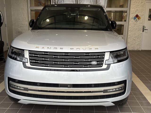 2025 Land Rover Range Rover P530 SE AWD