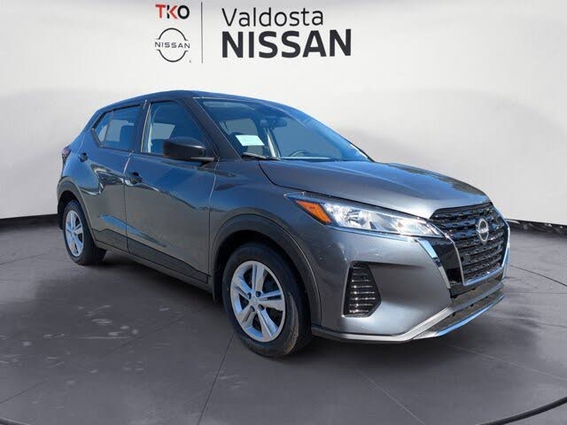 2025 Nissan Kicks Play S FWD