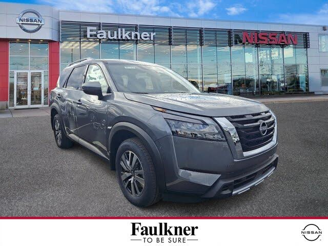 2025 Nissan Pathfinder SL 4WD