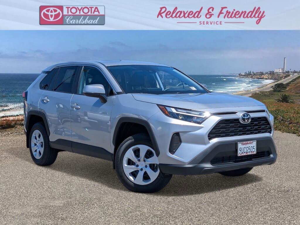2025 Toyota RAV4 LE FWD