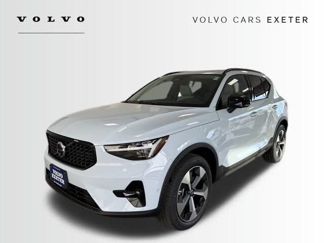 2026 Volvo XC40 B5 Plus AWD