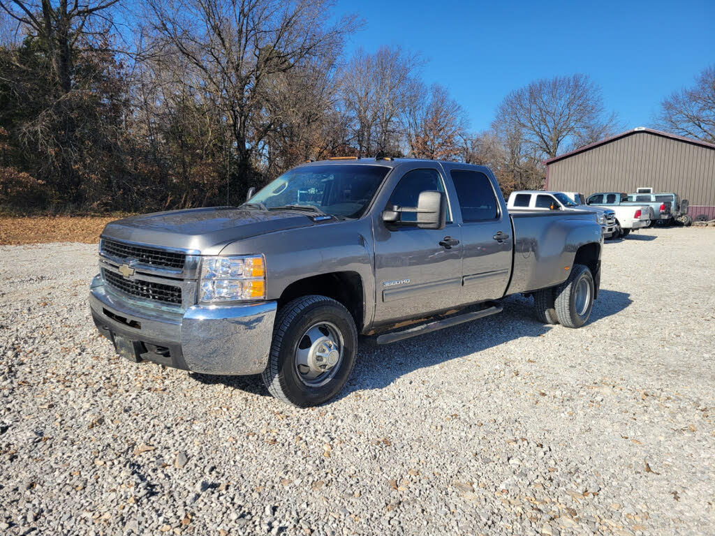 2009 Chevrolet Silverado 3500HD LT Crew Cab LB DRW 4WD