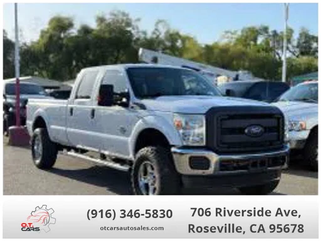 2012 Ford F-250 Super Duty Lariat Crew Cab 4WD