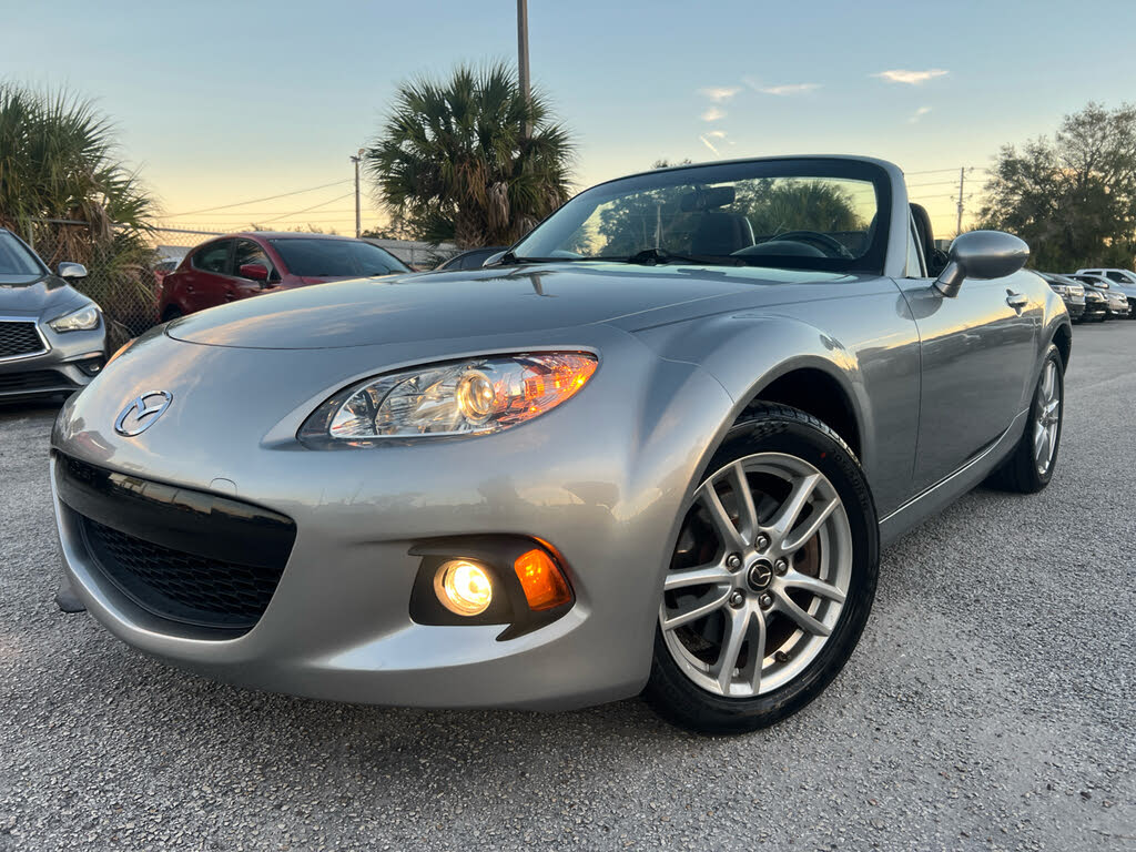 2014 Mazda MX-5 Miata Sport Convertible
