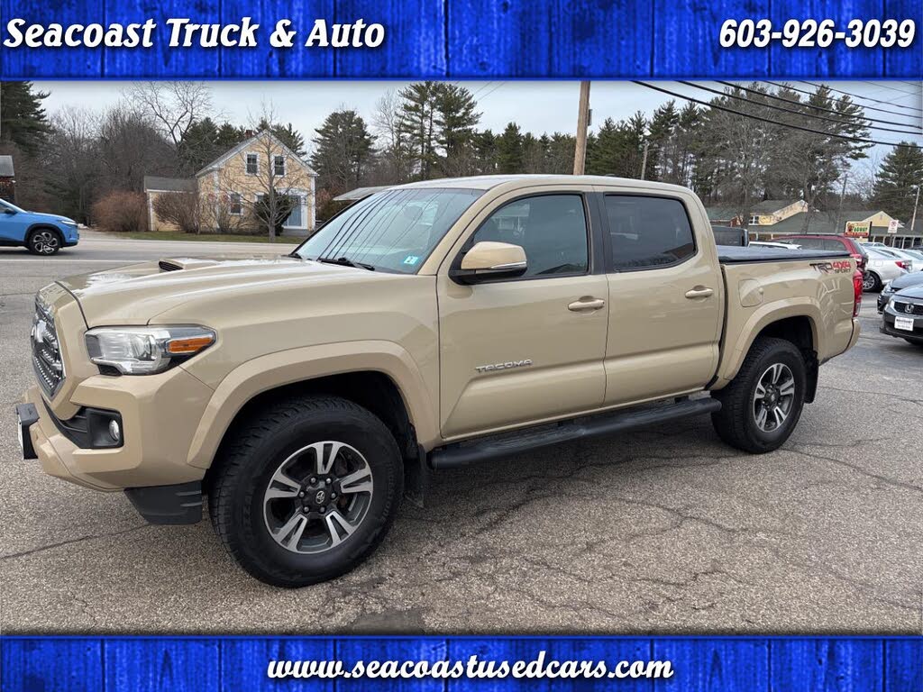 2017 Toyota Tacoma SR5 V6 Double Cab 4WD
