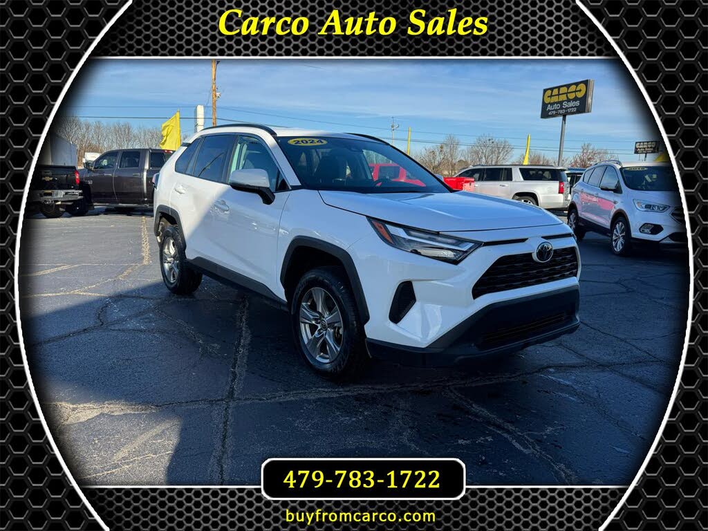2024 Toyota RAV4 XLE FWD