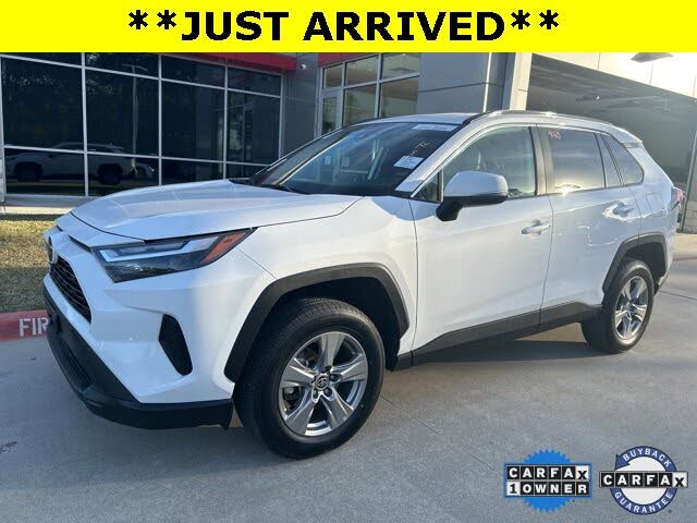 2024 Toyota RAV4 XLE FWD