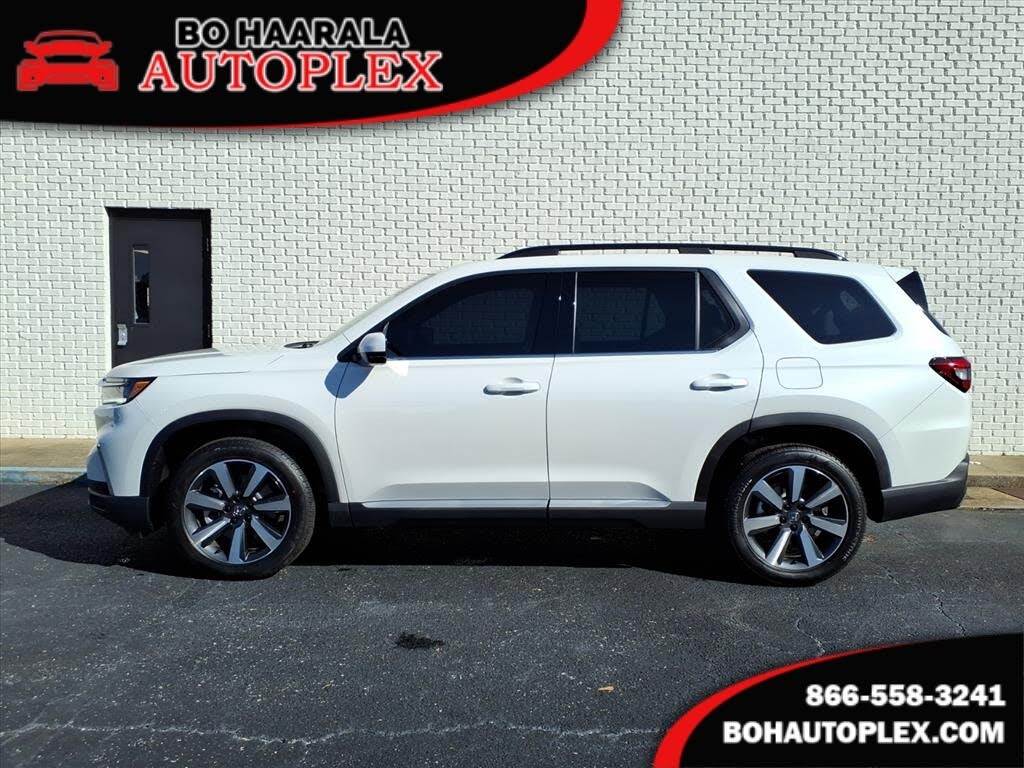 2025 Honda Pilot Touring AWD