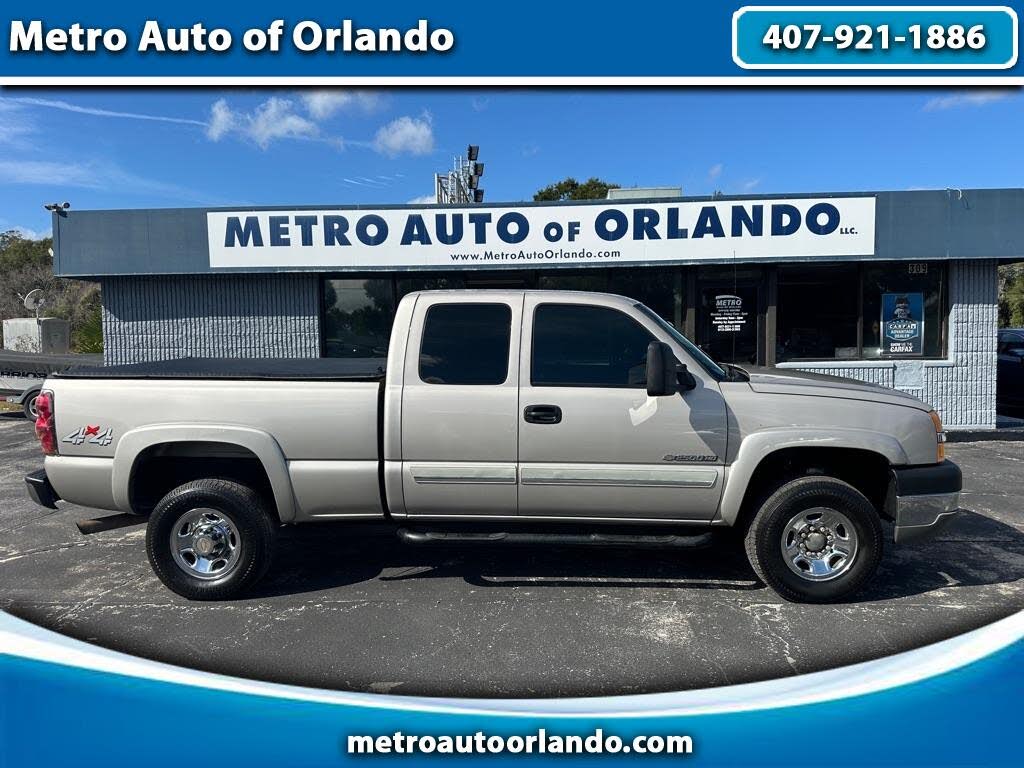 2004 Chevrolet Silverado 2500HD LS Extended Cab 4WD