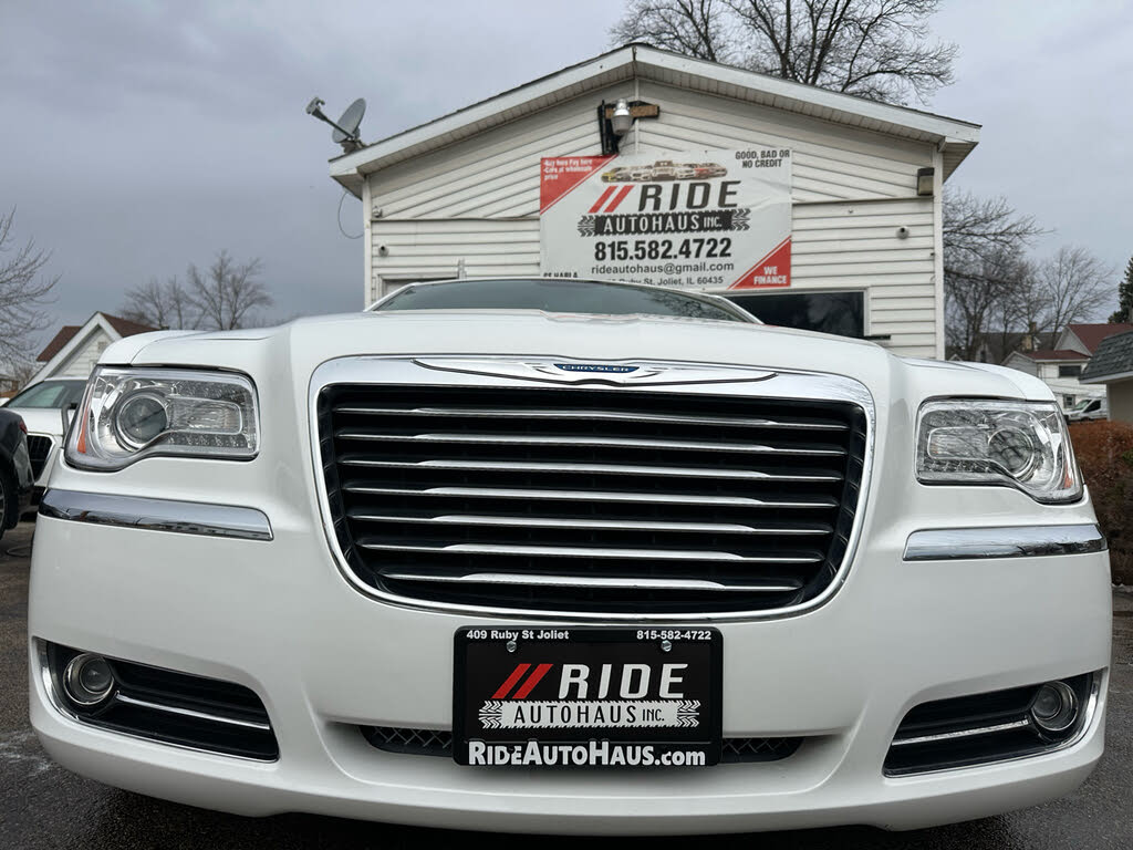 2013 Chrysler 300 Glacier Edition AWD