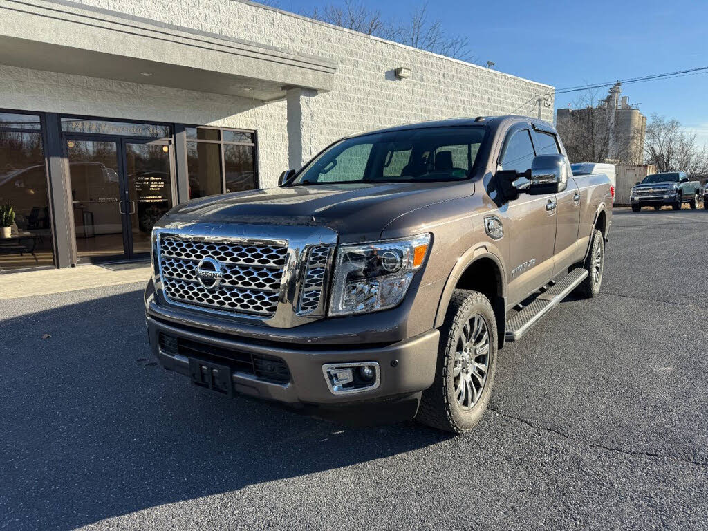 2016 Nissan Titan XD Platinum Reserve Crew Cab 4WD