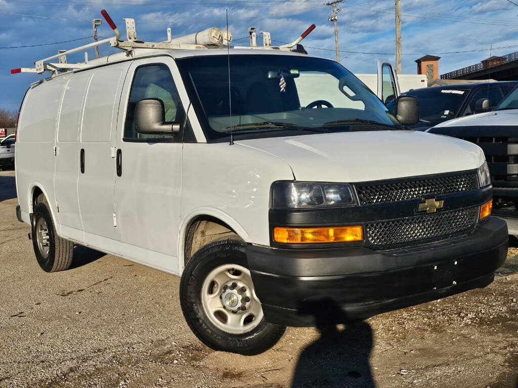 2022 Chevrolet Express Cargo 2500 RWD