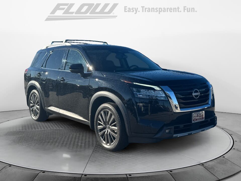 2022 Nissan Pathfinder SL FWD