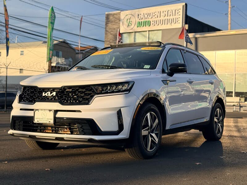 2023 Kia Sorento S FWD