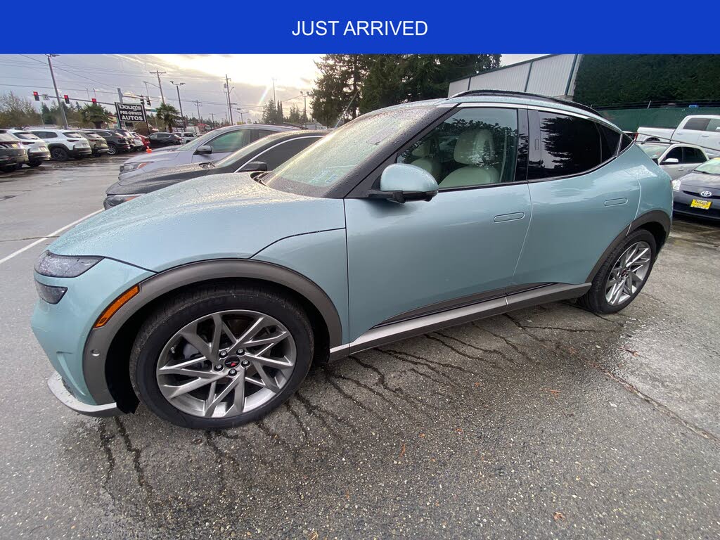 2024 Genesis GV60 Advanced AWD