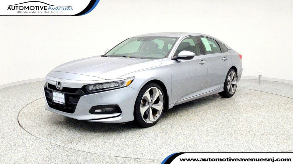 2018 Honda Accord 2.0T Touring FWD