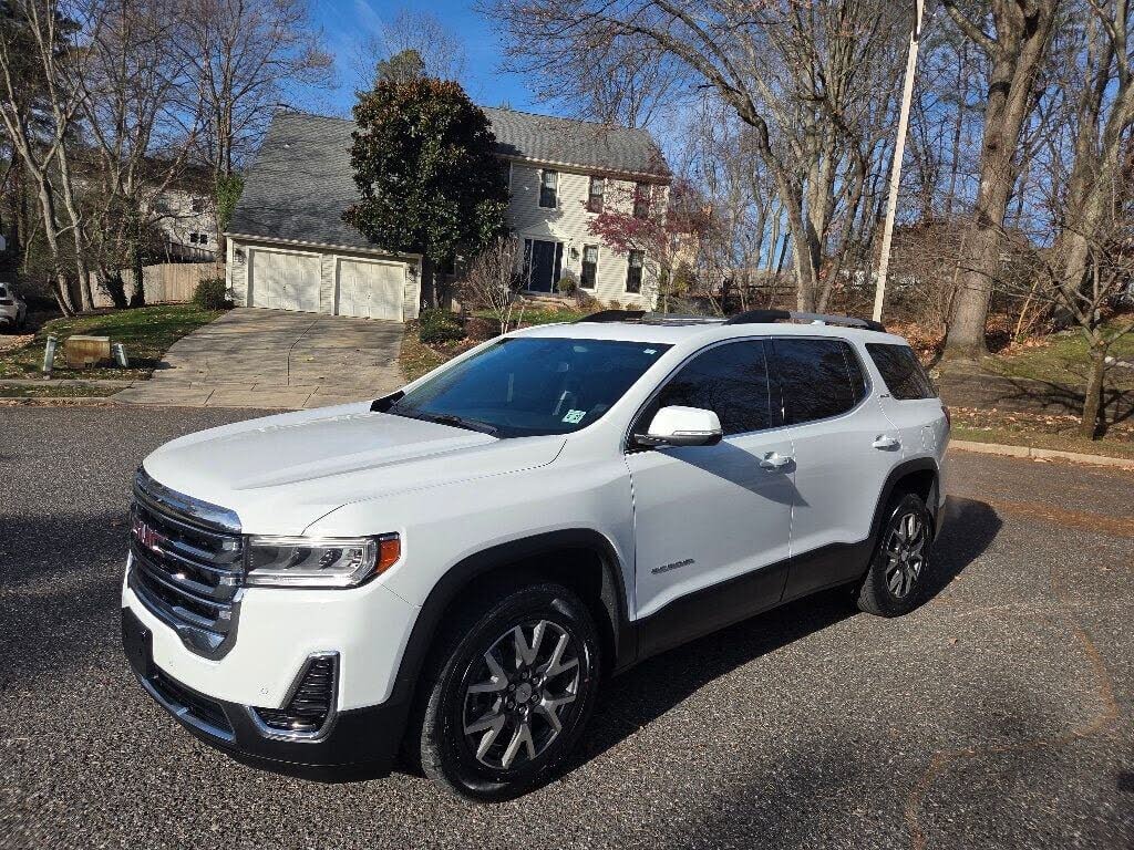 2022 GMC Acadia SLE FWD