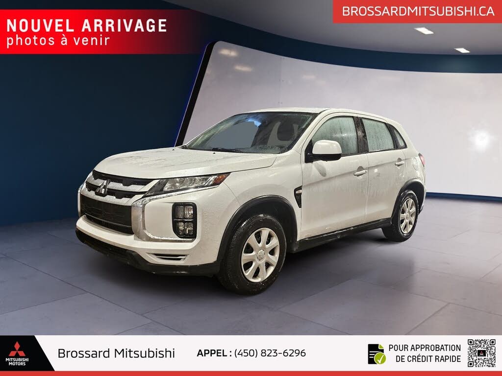 2023 Mitsubishi RVR ES AWC