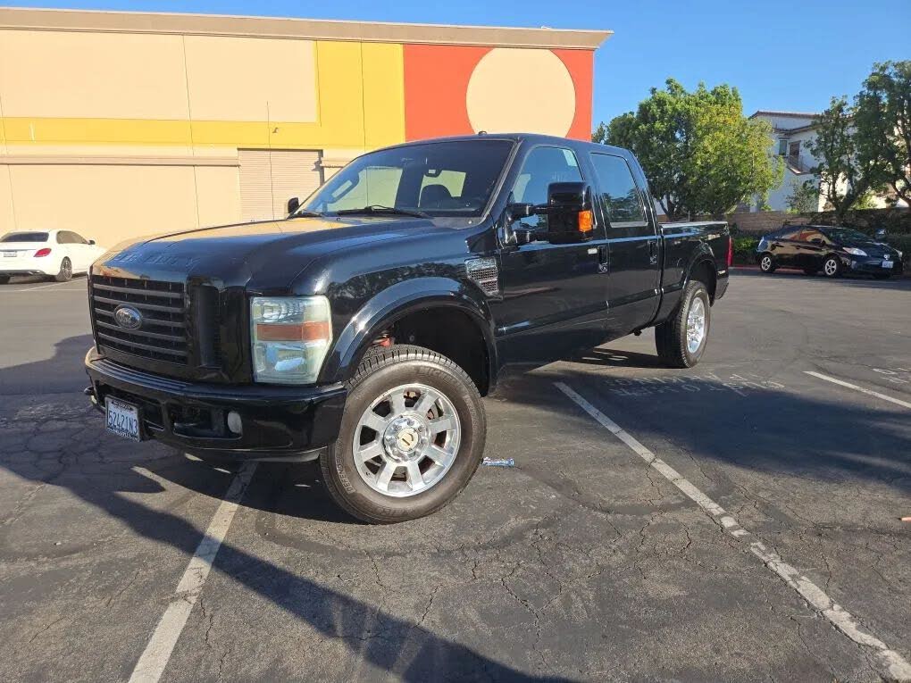 2008 Ford F-250 Super Duty Lariat Crew Cab 4WD