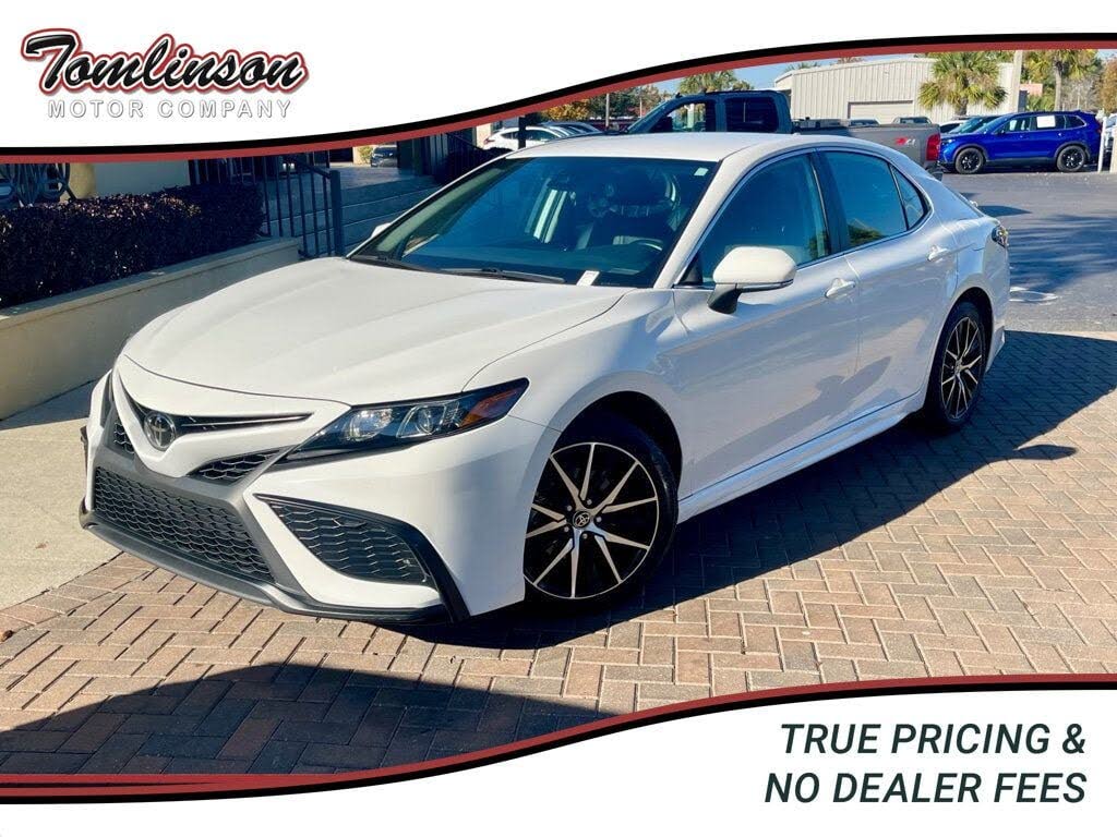 2023 Toyota Camry SE FWD