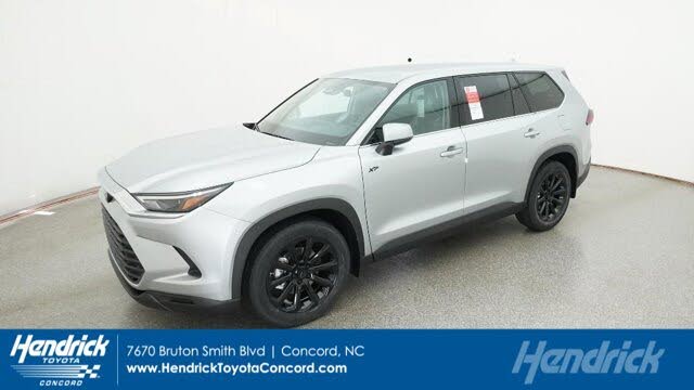 2026 Toyota Grand Highlander LE FWD