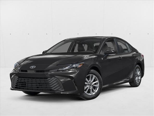 2026 Toyota Camry LE FWD