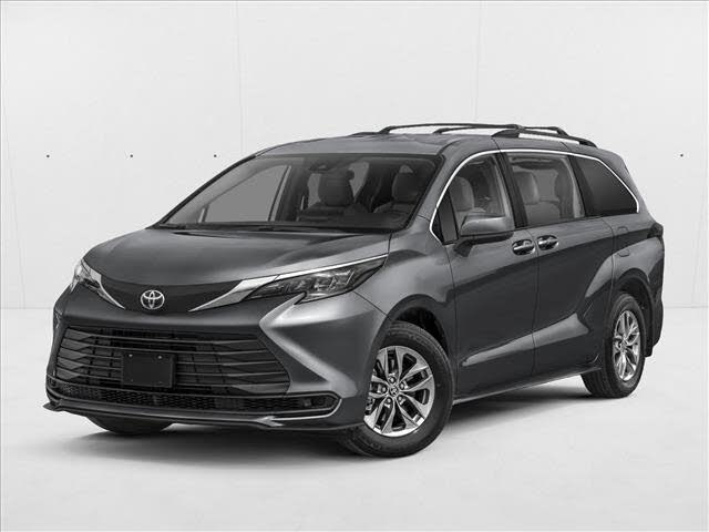 2026 Toyota Sienna LE 8-Passenger FWD