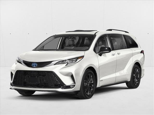 2026 Toyota Sienna XSE 7-Passenger FWD