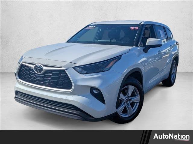2023 Toyota Highlander LE FWD