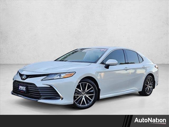 2024 Toyota Camry XLE FWD