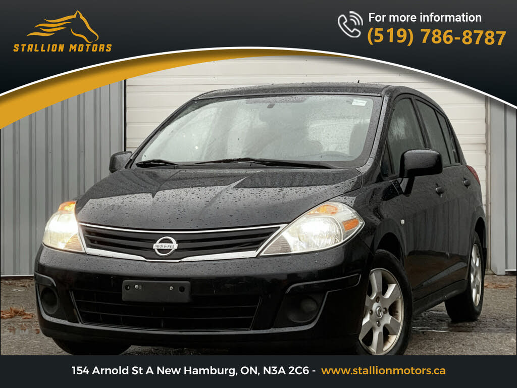 2012 Nissan Versa 1.8 SL Hatchback