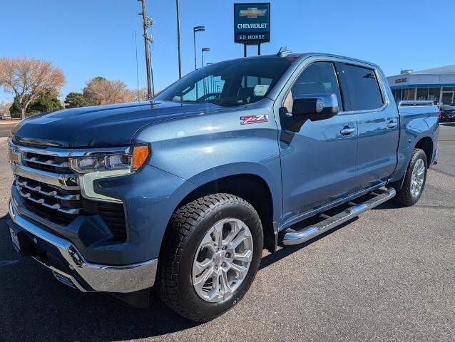 2024 Chevrolet Silverado 1500 LTZ Crew Cab 4WD