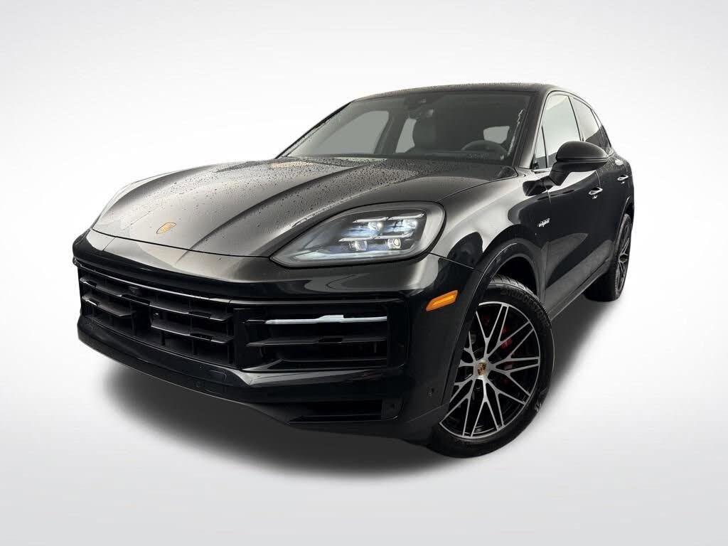 2025 Porsche Cayenne S AWD