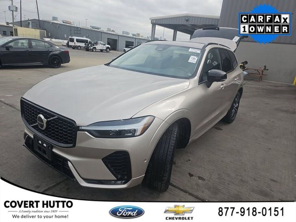 2025 Volvo XC60 B5 Plus Dark Theme AWD