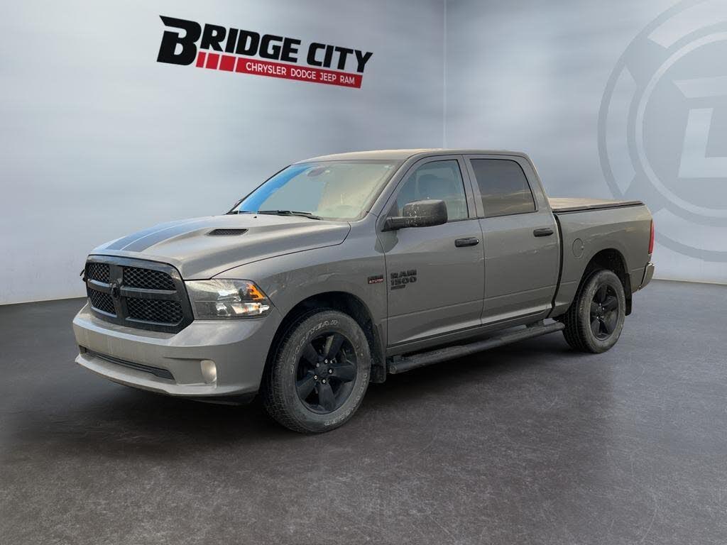 2022 RAM 1500 Classic Tradesman Crew Cab 4WD