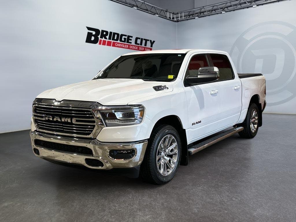 2024 RAM 1500 Laramie Crew Cab 4WD