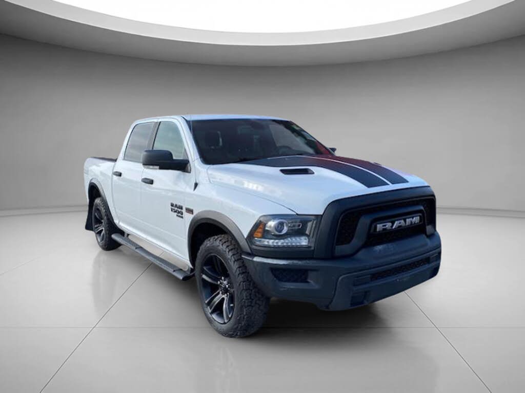 RAM 1500 Classic Warlock Crew Cab 4WD 2021
