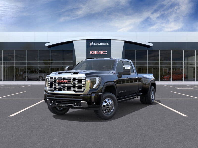 GMC Sierra 3500HD Denali Crew Cab 4WD 2026